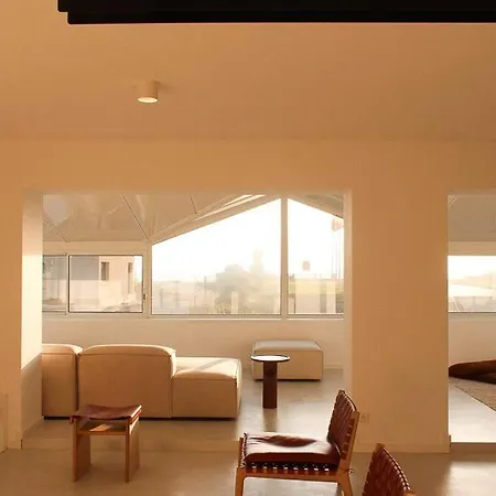 Blue - Laid Back Luxury On The Apartment