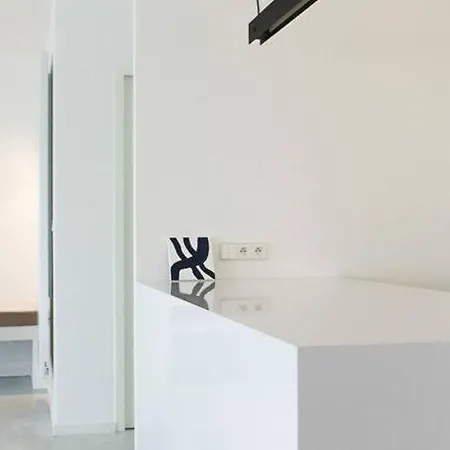 Apartment Blue - Laid Back Luxury On The
